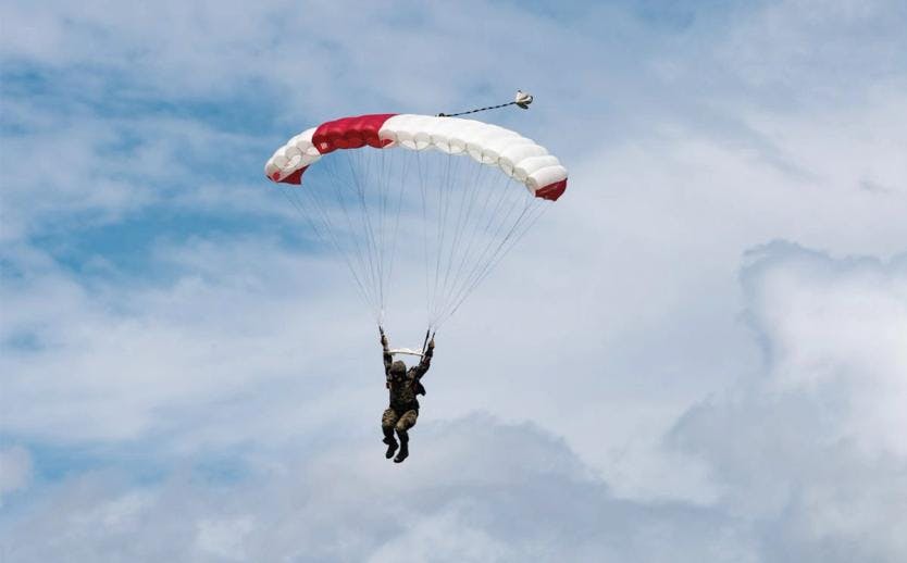 Parachute-Ski World Cup Series in Engelberg-Titlis